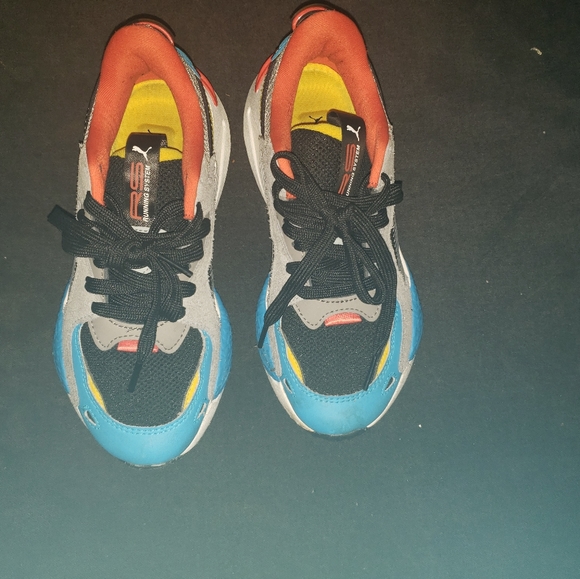 Boys Puma RX- Blue, Red,Yellow, and White. - Picture 2 of 3